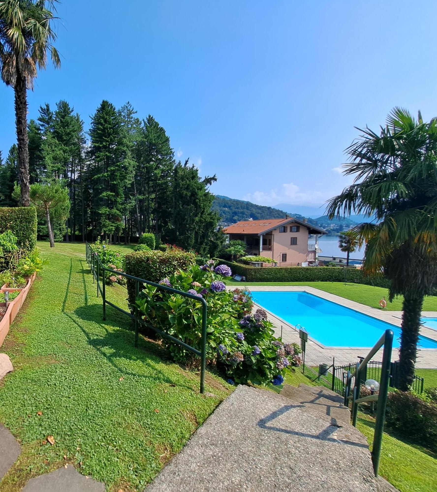 Ina Villa Lavena Ponte Tresa Buitenkant foto